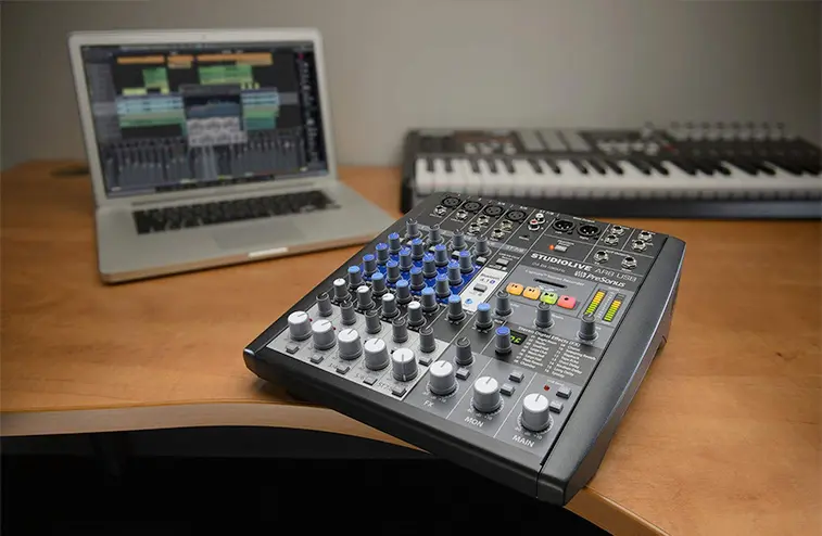 How to use the PreSonus StudioLive AR8 - The Podcast Consultant